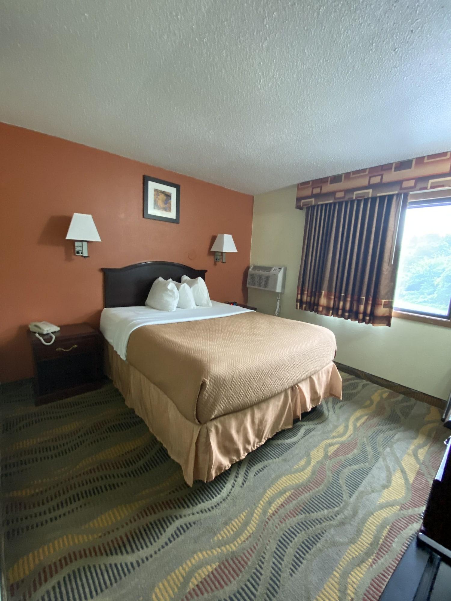 Travelodge By Wyndham La Porte/Michigan City Area Esterno foto