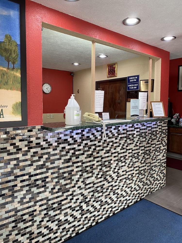Travelodge By Wyndham La Porte/Michigan City Area Esterno foto